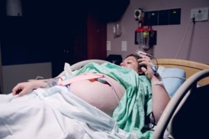 Minder zwangerschapsvergiftigingen en premature bevallingen dankzij telemonitoring