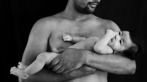 Wereldknuffeldag: babyknuffelaars in de schijnwerpers